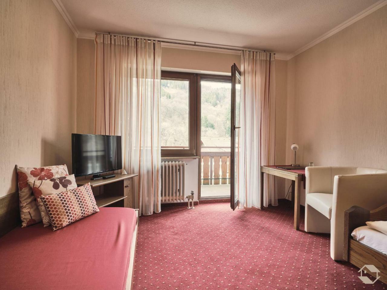 Cafe-Pension Endehof Oberprechtal ภายนอก รูปภาพ